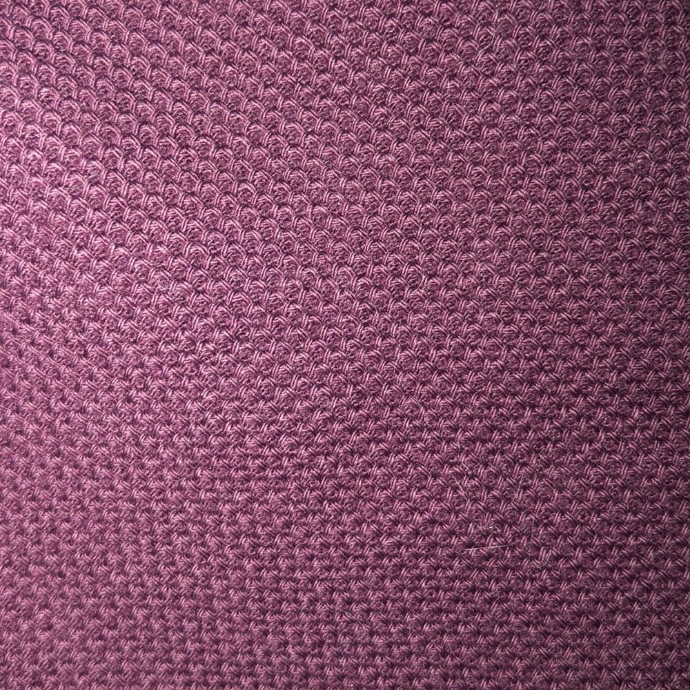 Maroon H&M T-shirt - Picture 3 of 3